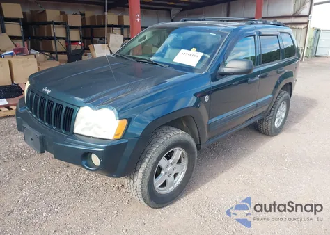 2005 Jeep Grand Cherokee Laredo из США, поврежденный, VIN 1J8HR48N95C590438